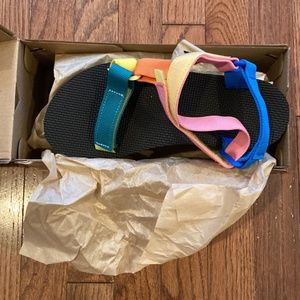 Color Block Teva Sz 7